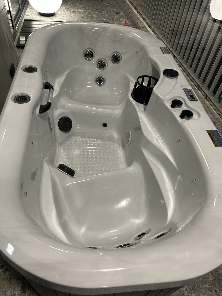 Спа бассейн BestSpas Island