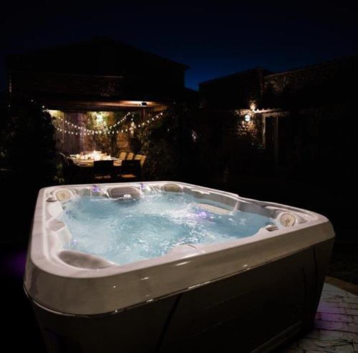 Гидромассажный спа бассейн Hydropool Serenity 6600